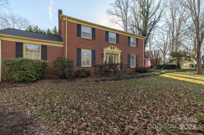 Property image 5 at 610 2nd Avenue, Conover, NC 28613