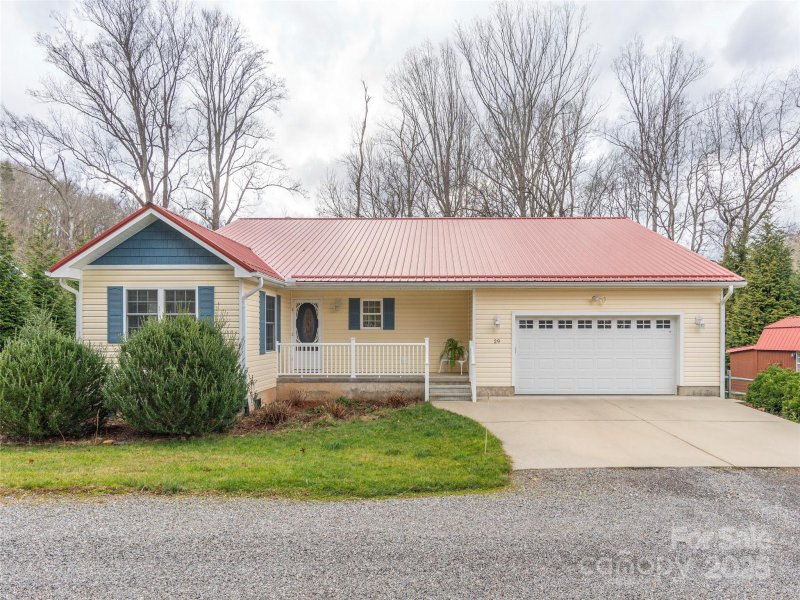 Property image 2 at 29 Deborah Lane, Waynesville, NC 28786