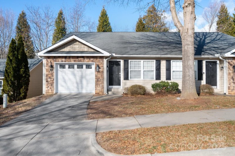 Property image 2 at 19 Kirby Road, Asheville, NC 28806