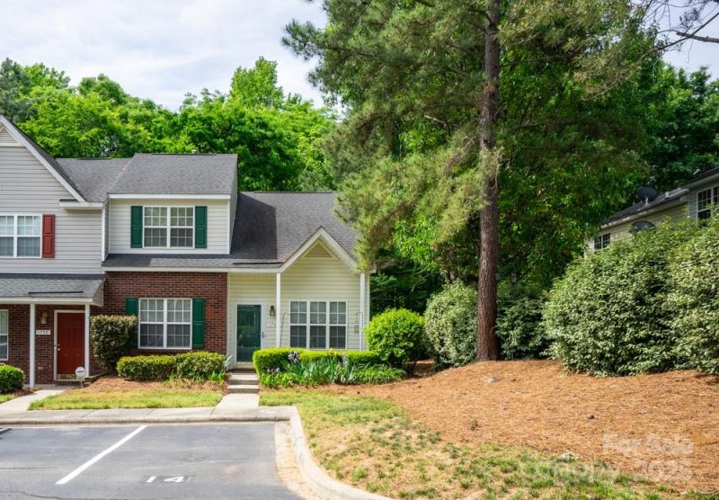 Property image 2 at 1748 Pergola Place, Charlotte, NC 28213