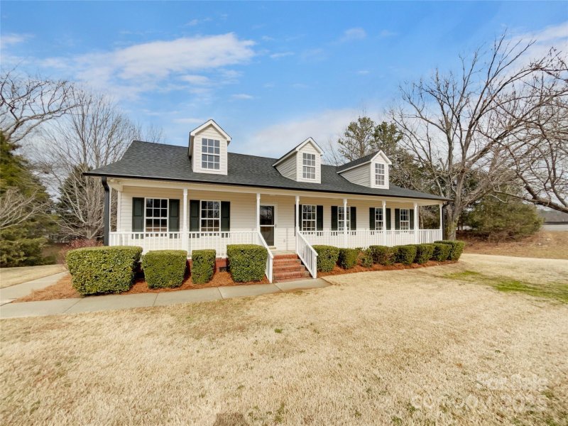 857 Prestwick Drive
