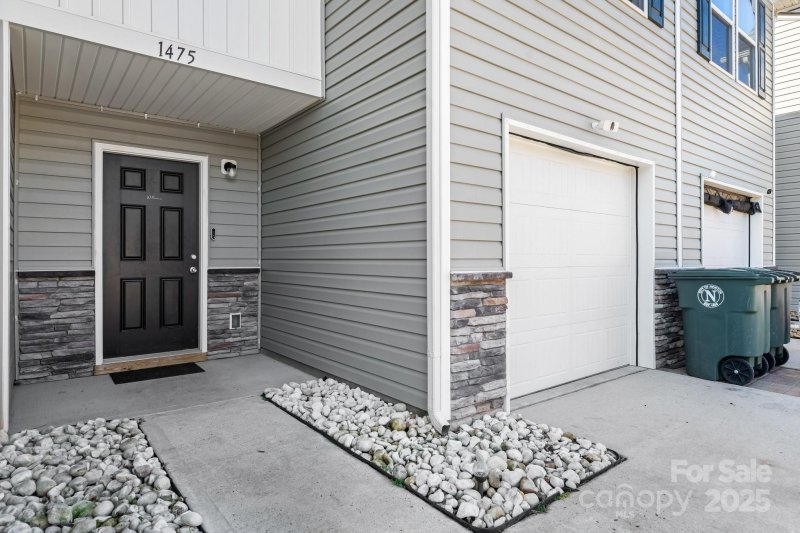 Property image 2 at 1475 Cypress Loop, Newton, NC 28658