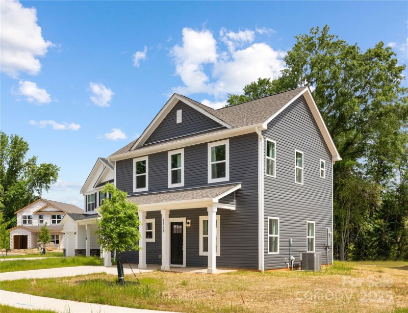 Property image 3 at 1124 Thayer Glen Court, Charlotte, NC 28213