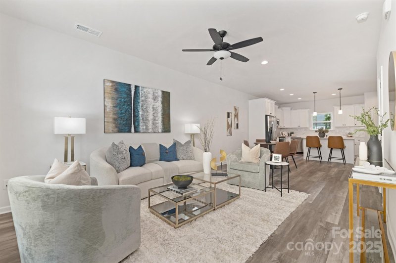 Property image 2 at 1132 Thayer Glen Court, Charlotte, NC 28213