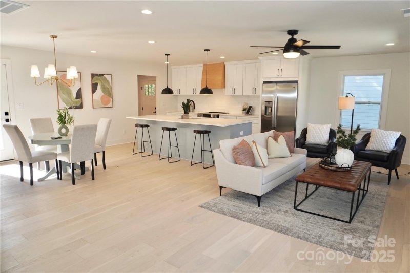 Property image 2 at 1600 Academy Street, Charlotte, NC 28205