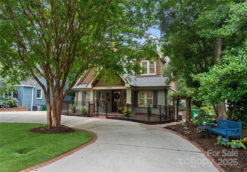 Property image 2 at 2809 Glendale Road, Charlotte, NC 28209