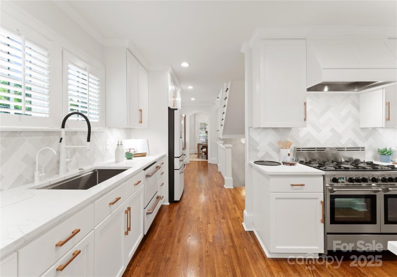 Property image 5 at 2809 Glendale Road, Charlotte, NC 28209