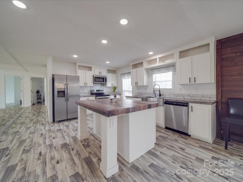 Property image 3 at 5300 Weblee Court, Kings Mountain, NC 28086