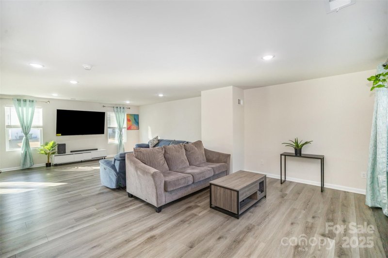 Property image 4 at 5145 Rustling Pines Court, Charlotte, NC 28215