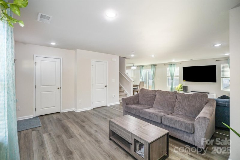 Property image 5 at 5145 Rustling Pines Court, Charlotte, NC 28215