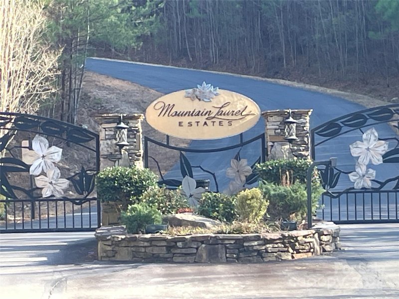 Property image 4 of Lot 17 S Cross Creek Trail in Mountain Laurel Estates, Mill Spring, NC 28756