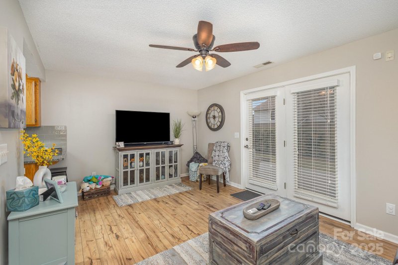 Property image 5 at 3374 White Oak Court, Claremont, NC 28610