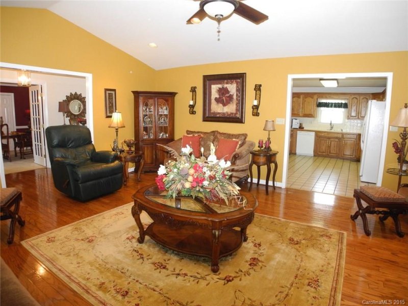 Property image 3 at 3381 Elaine Avenue, Lincolnton, NC 28092