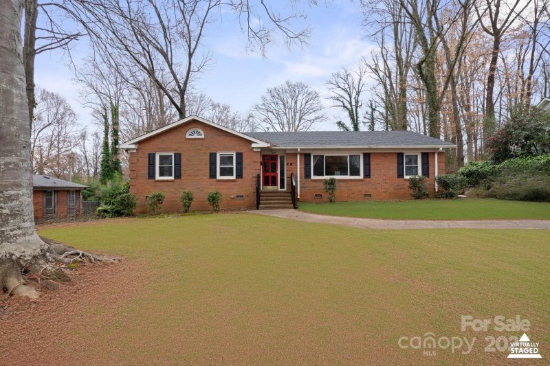 Property image 2 at 2044 Birchcrest Drive, Charlotte, NC 28205