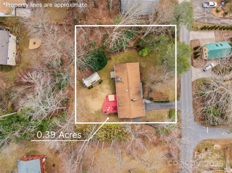 Property image 2 at 526 Azalea Avenue, Black Mountain, NC 28711