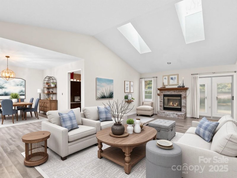 Property image 3 at 416 Hunters Glen Lane, Hendersonville, NC 28739