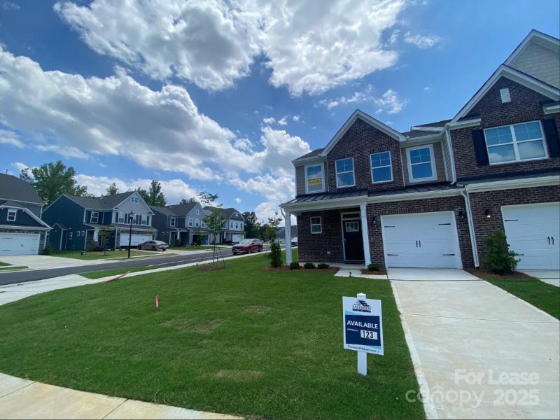 Property image 2 at 6462 Keeton Lane, Harrisburg, NC 28075