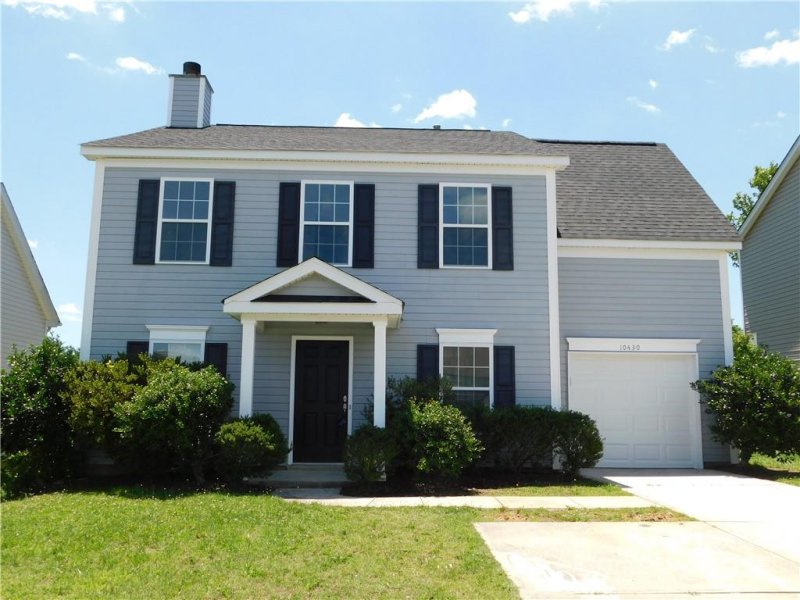 Property image 2 at 10430 Katie Creek Court, Charlotte, NC 28213