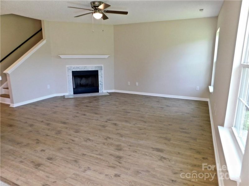 Property image 4 at 10430 Katie Creek Court, Charlotte, NC 28213