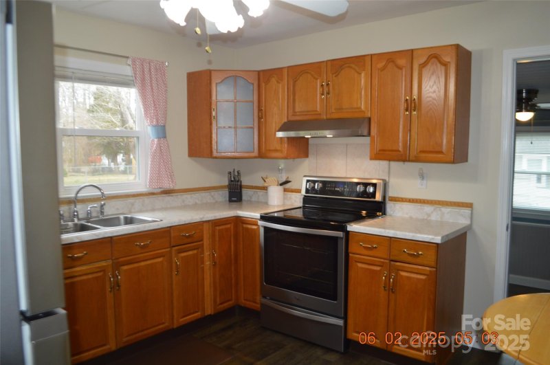 Property image 4 at 1313 Old Spartanburg Road, Hendersonville, NC 28792