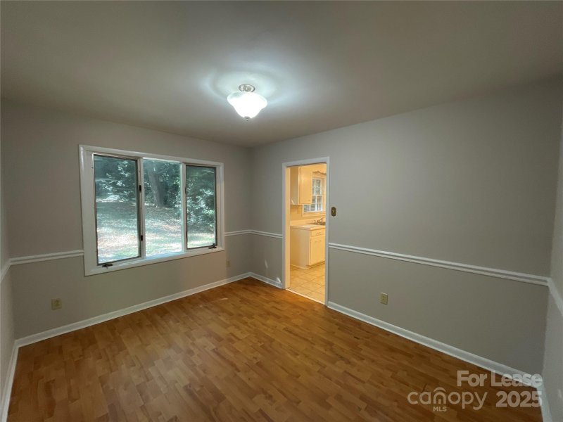 Property image 5 at 906 Pinafore Drive, Charlotte, NC 28212