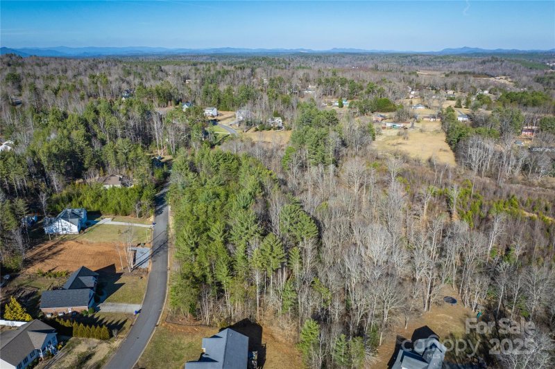 Property image 2 at 304 Winding Creek Road, Morganton, NC 28655