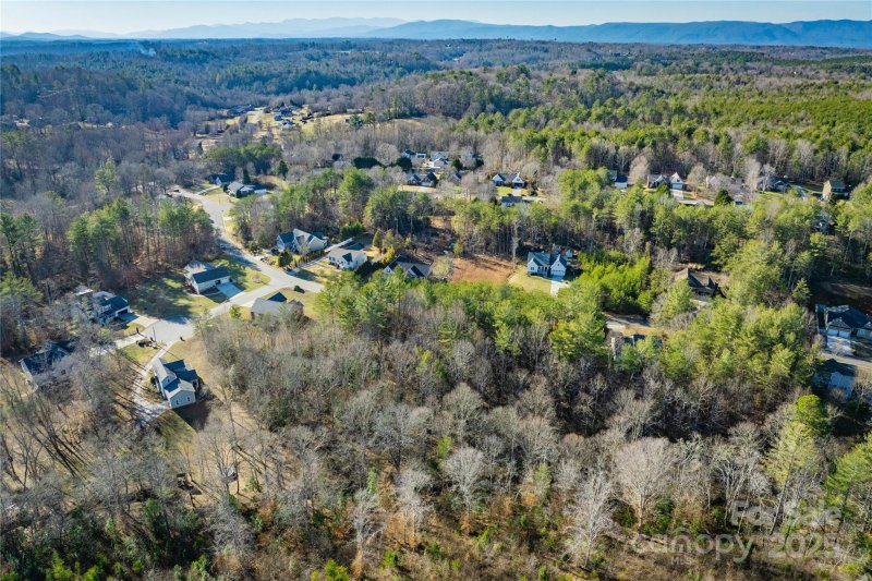 Property image 5 at 304 Winding Creek Road, Morganton, NC 28655