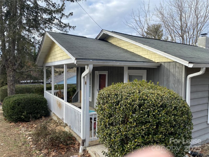 Property image 2 at 178 Shiloh Road, Asheville, NC 28803