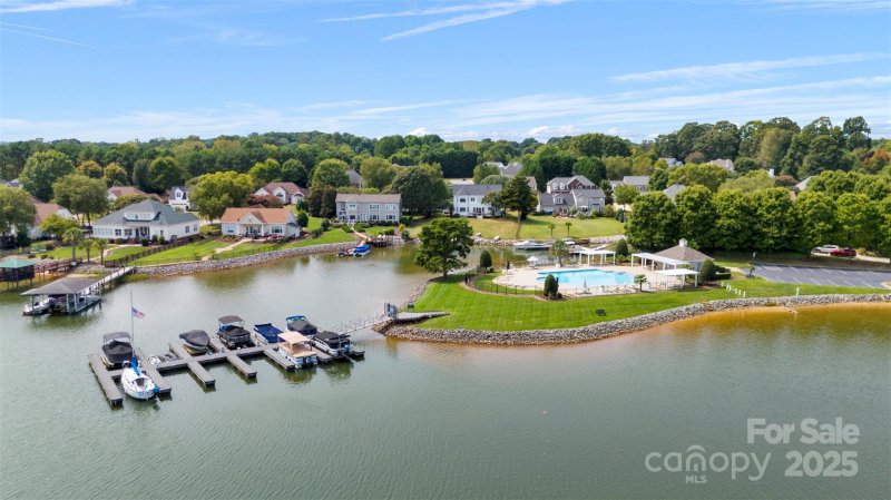 Property image 4 at 203 Chandeleur Drive, Mooresville, NC 28117