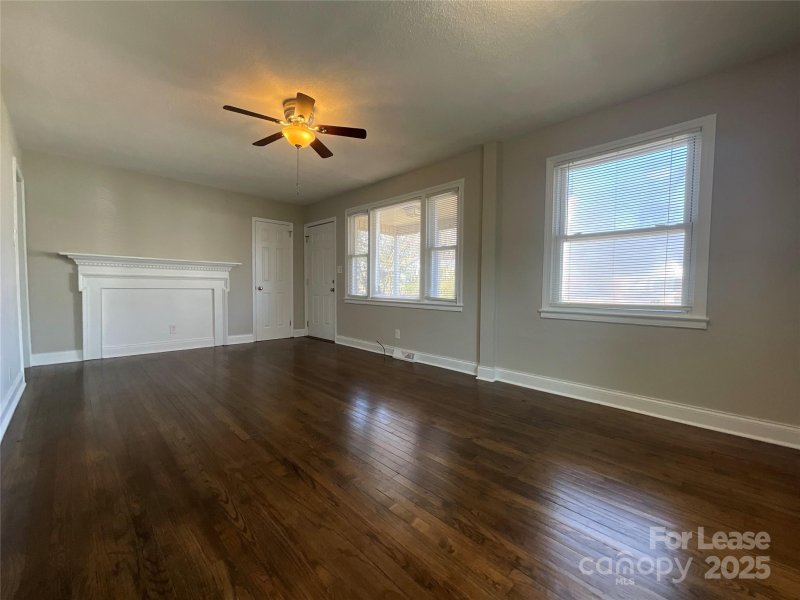 Property image 3 at 405 Plymouth Avenue, Charlotte, NC 28206