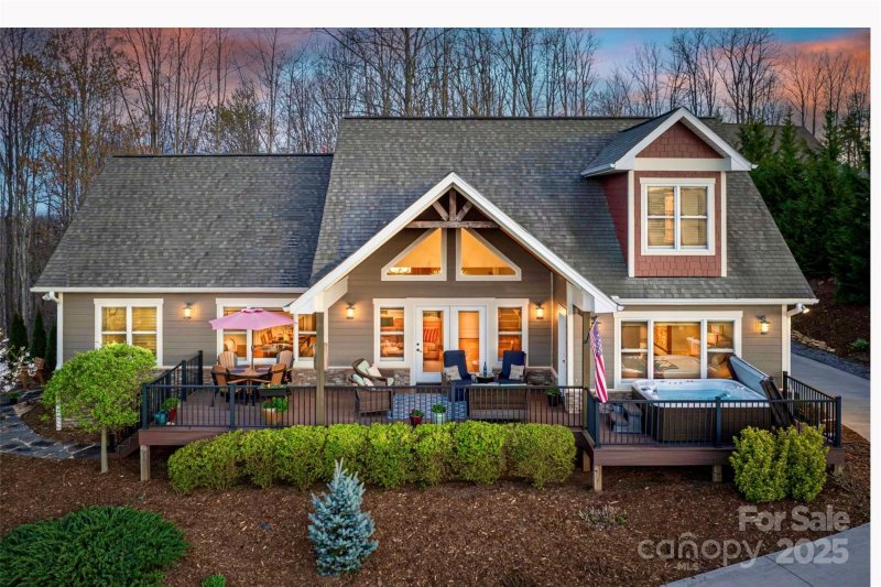 Property image 2 at 1518 Johns Ridge Parkway, Lenoir, NC 28645