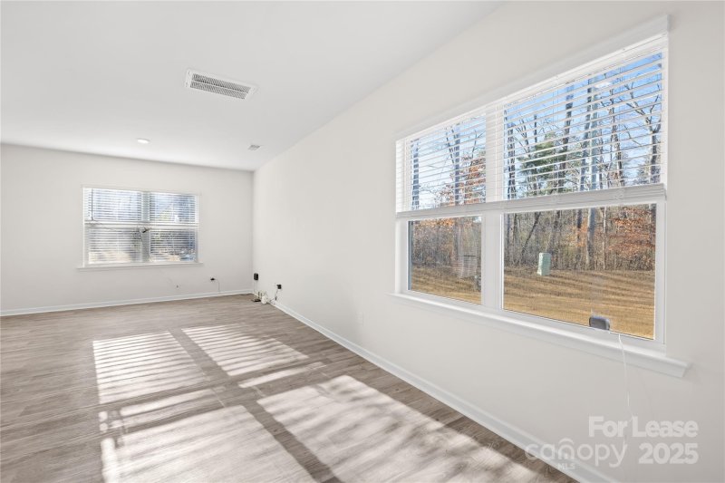 Property image 4 at 8117 Murray Branch Drive, Charlotte, NC 28216