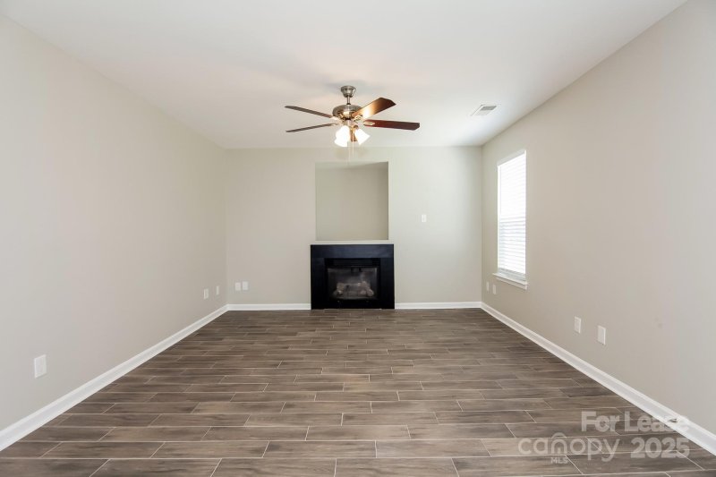 Property image 5 at 410 Winding Canyon Drive, Charlotte, NC 28214