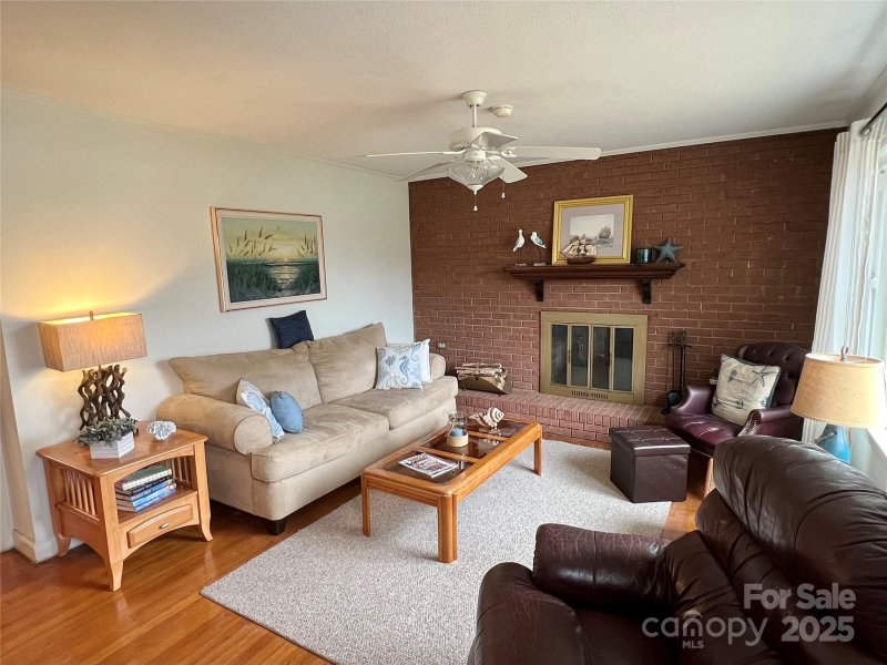 Property image 3 at 114 S Toria Drive, Statesville, NC 28625