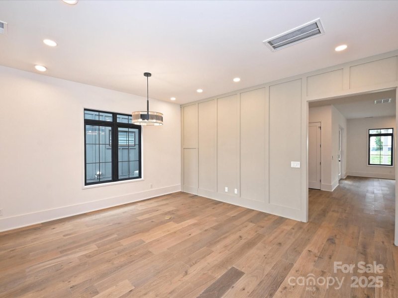 Property image 4 at 919 Laurel Creek Lane, Charlotte, NC 28211