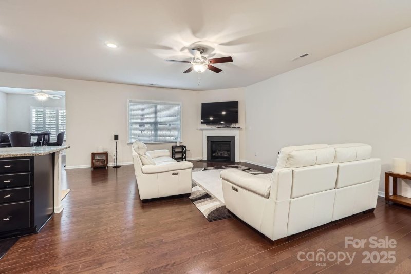 Property image 3 at 12902 Longstraw Road, Charlotte, NC 28227