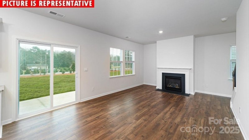 Property image 4 at 11204 Cardinal Creek Avenue, Charlotte, NC 28215