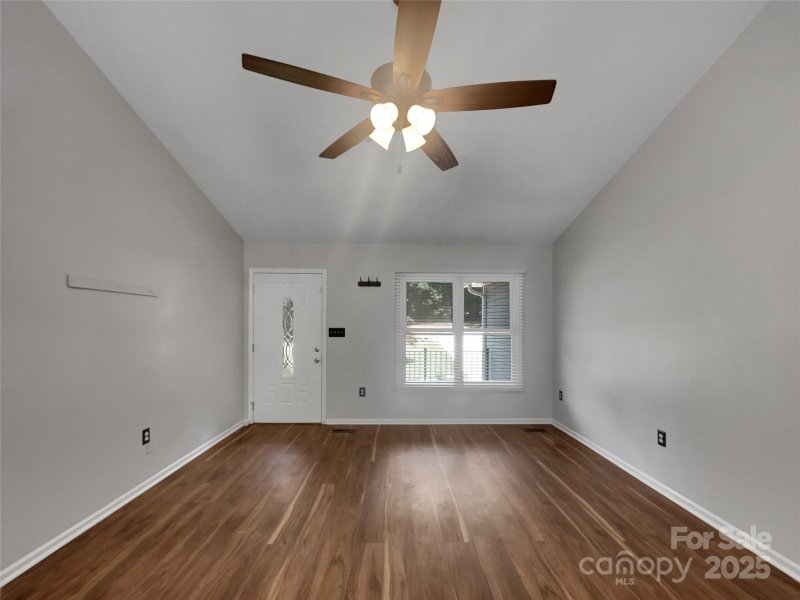 Property image 3 at 121 Purple Finch Lane, Mooresville, NC 28117