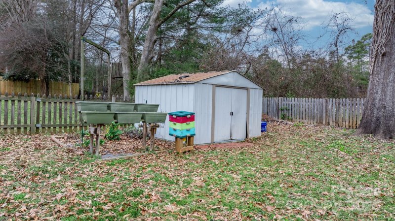 Property image 5 at 327 31st Avenue Court, Hickory, NC 28601