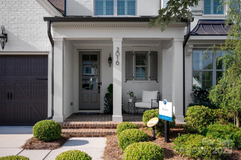 Property image 5 at 2016 Thatcher Way, Fort Mill, SC 29715