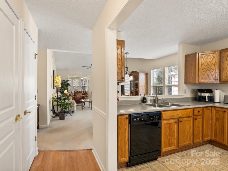 Property image 4 of 1206 Deermouse Way in Wolfpen, Hendersonville, NC 28792