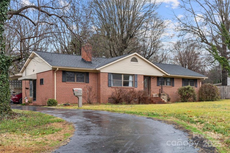 Property image 4 at 242 Coulwood Drive, Charlotte, NC 28214