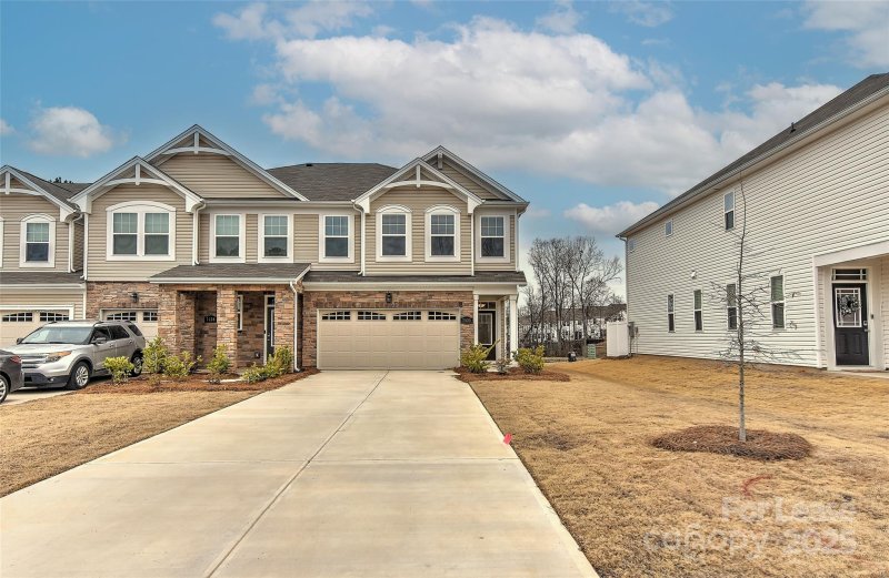 Property image 3 at 7030 Levelcross Lane, Charlotte, NC 28269