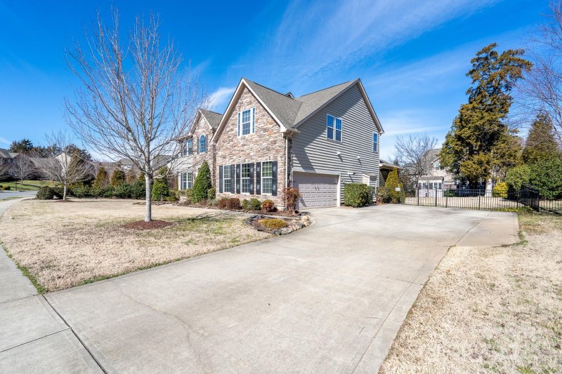 Property image 4 at 8471 Penton Place, Harrisburg, NC 28075