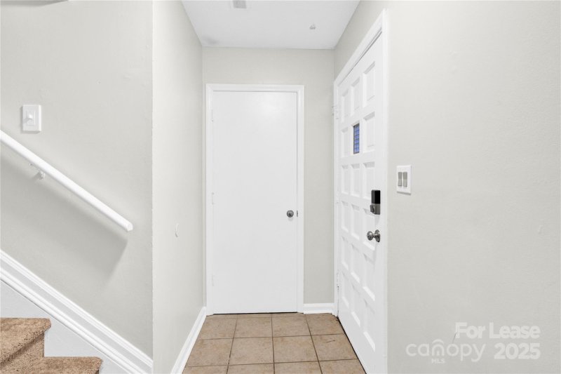 Property image 3 at 1921 Mereview Court, Charlotte, NC 28210