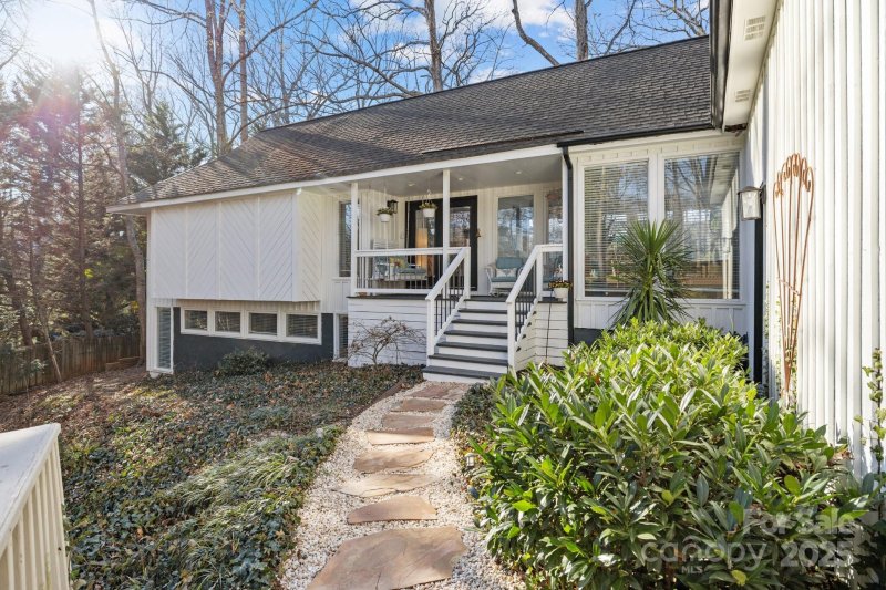 Property image 3 at 30 Timberidge Drive, Lake Wylie, SC 29710