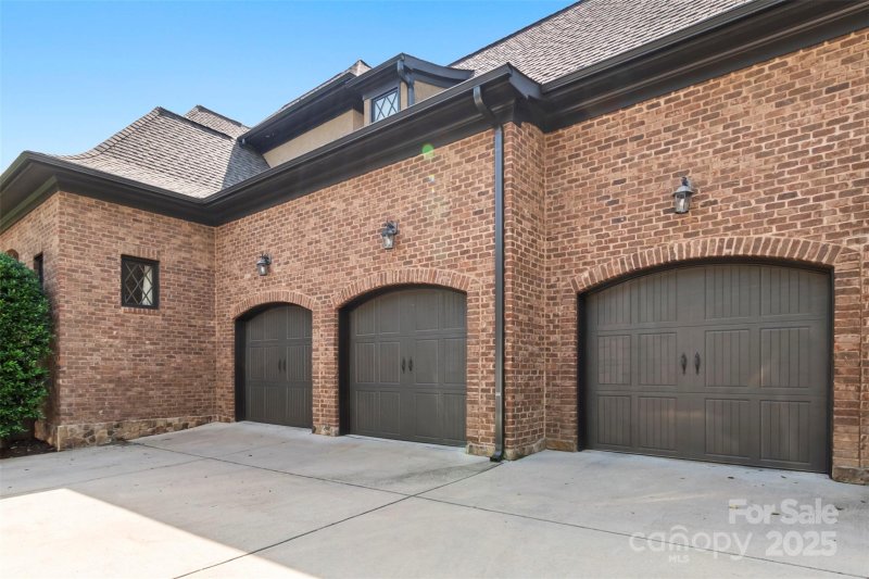 Property image 4 of 16824 Ashton Oaks Drive in The Palisades, Charlotte, NC 28278