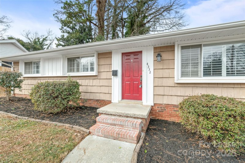 Property image 2 at 4332 Firwood Lane, Charlotte, NC 28209