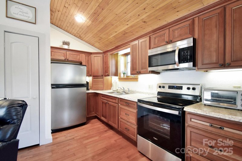 Property image 5 of 163 Black Pine Road in Linville Land Harbor, Newland, NC 28657