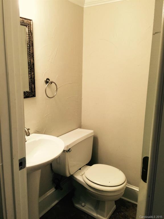 Property image 4 at 826 6th Street, Hickory, NC 28601